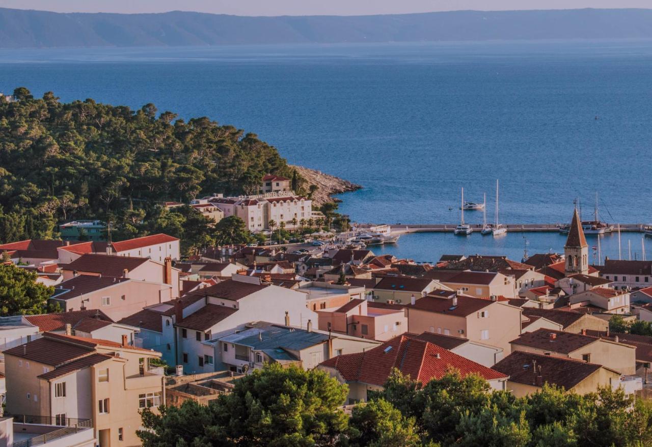 Apartment With Private Pool "Patricia" Makarska Esterno foto