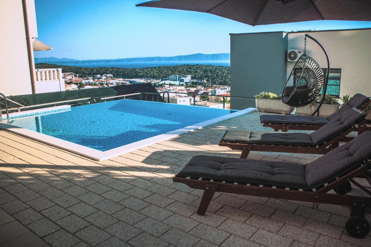 Apartment With Private Pool "Patricia" Makarska Esterno foto